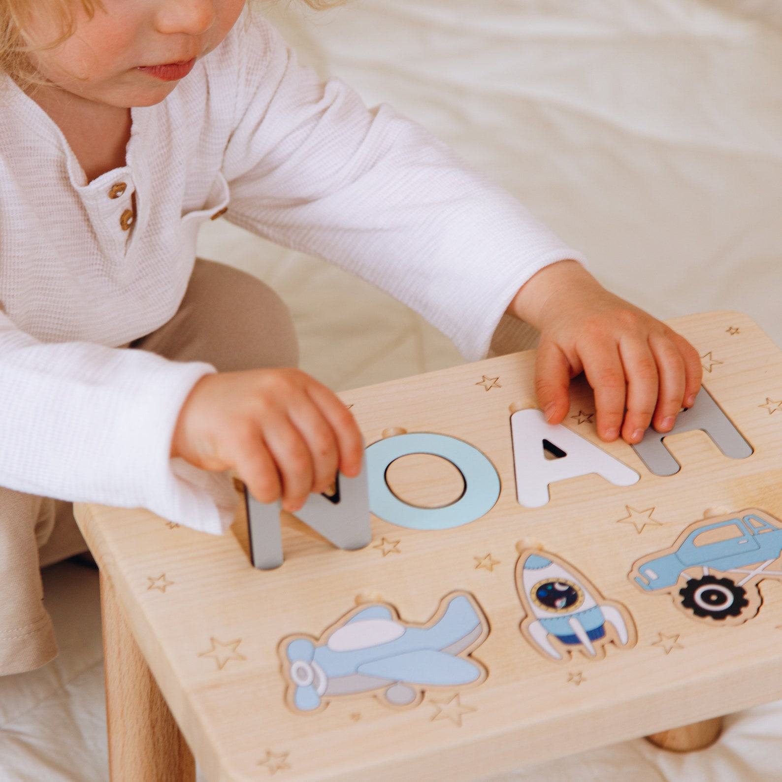 Personalized Montessori Name Puzzle Step Stool – Eco-Friendly Toddler Present (1-3 Years)