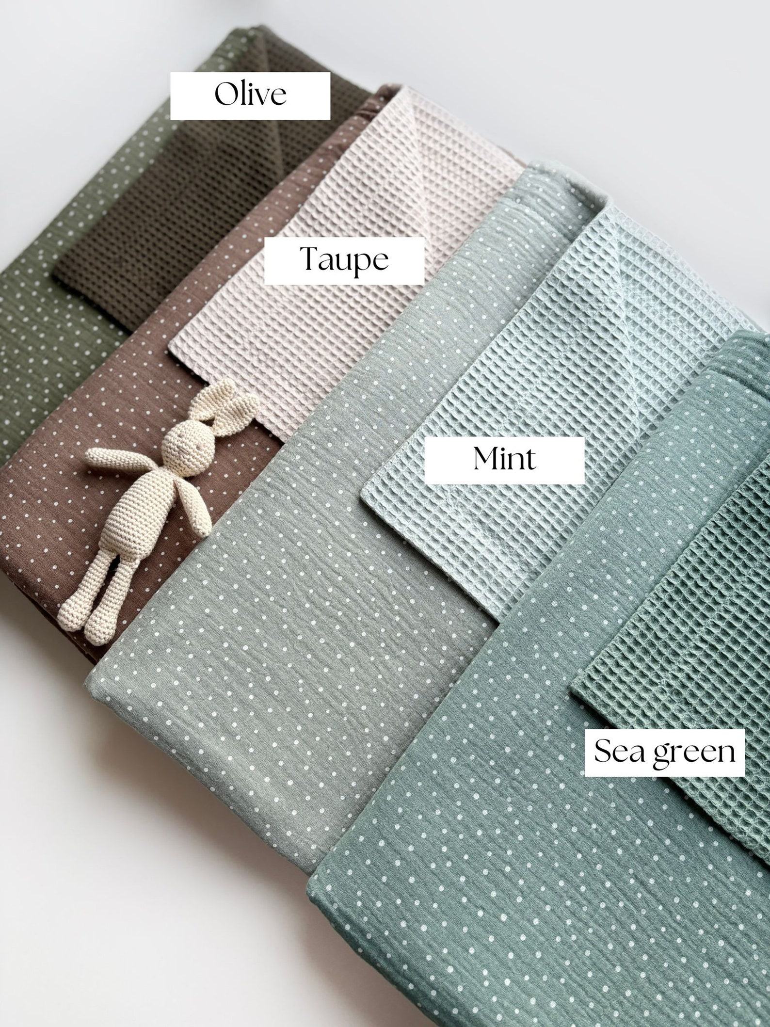 Personalized Muslin Blanket Embroidered Name, Soft and Cozy for Baby - Image 2