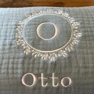 Personalized Muslin Throw Blanket Embroidered Message, Monogrammed Comfort