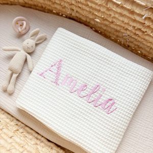 Personalized Muslin Waffle Blanket Embroidered Name for Baby Girl, Perfect for Baby Showers and Newborns