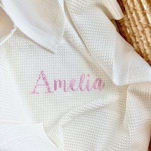 Personalized Muslin Waffle Blanket Embroidered Name for Baby Girl, Perfect for Baby Showers and Newborns