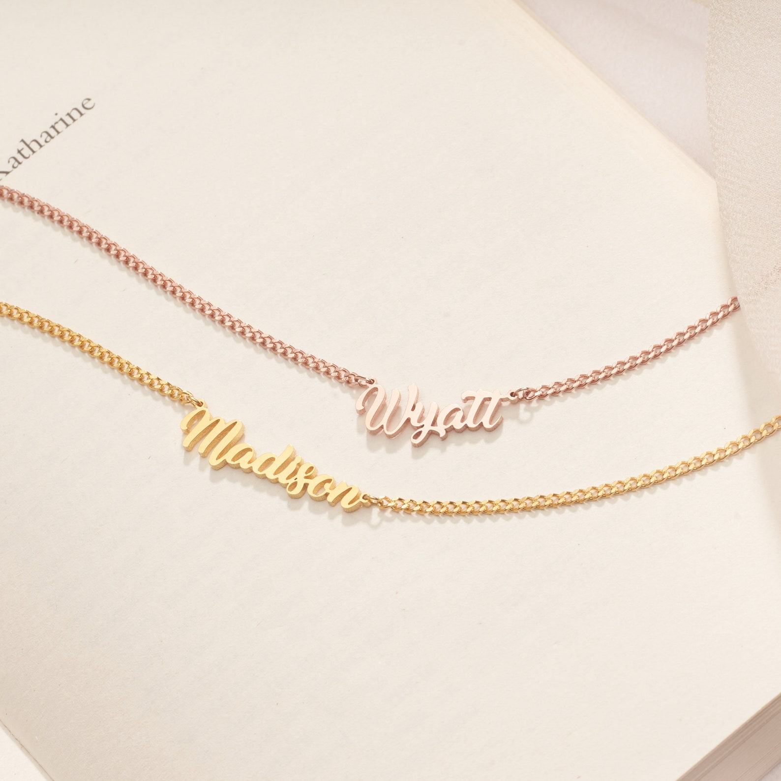 Personalized Name Necklace with Curb Chain A Timeless Treasure for Loved Ones