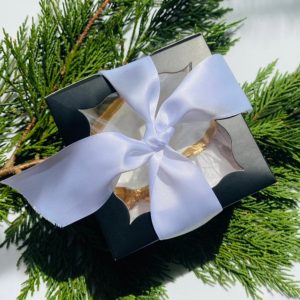 Personalized Oyster Shell Ring Dish A Timeless Treasure for the Mother of the Bride