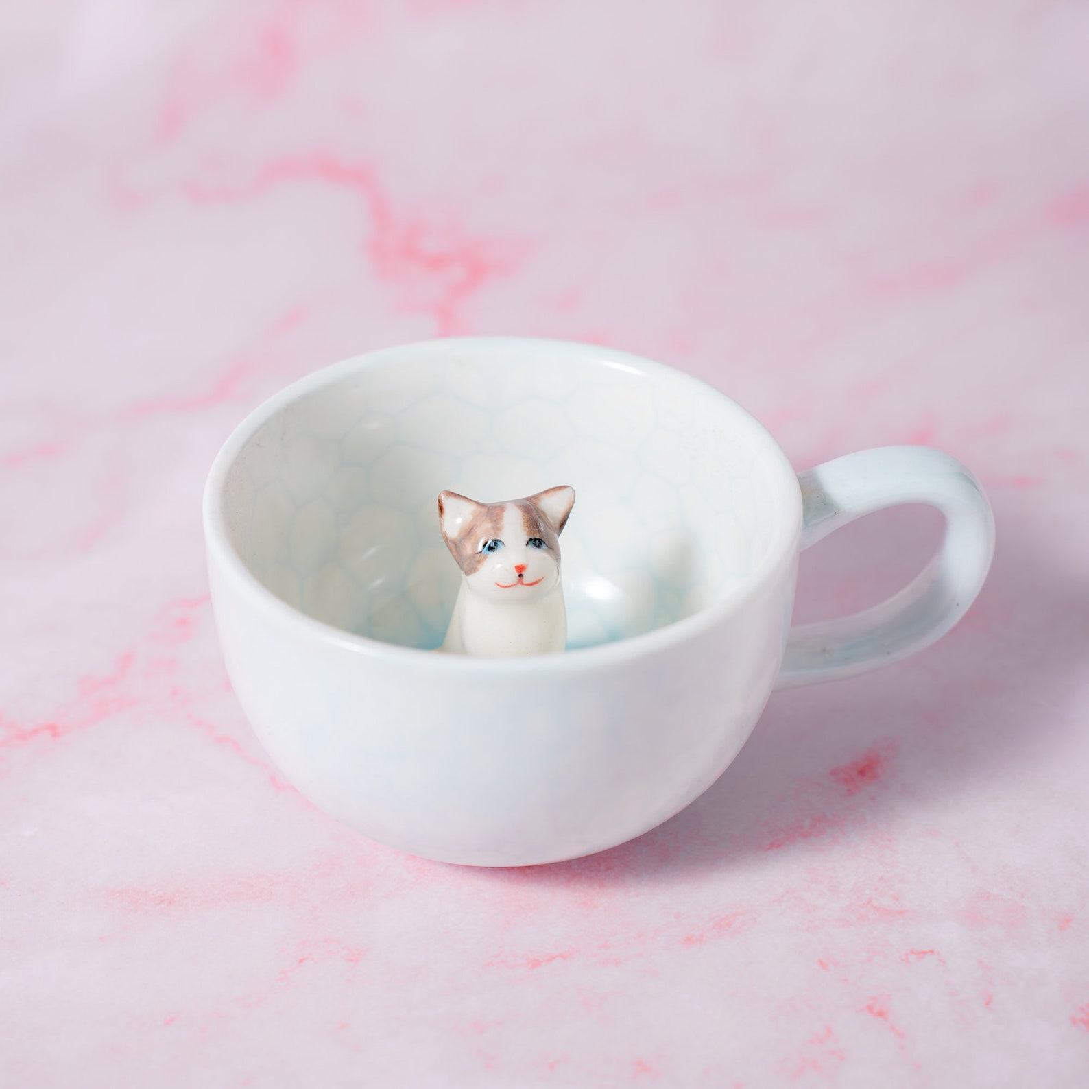 Personalized Pet Mug Immortalize Your Furry Companion’s Charm in a Ceramic Masterpiece
