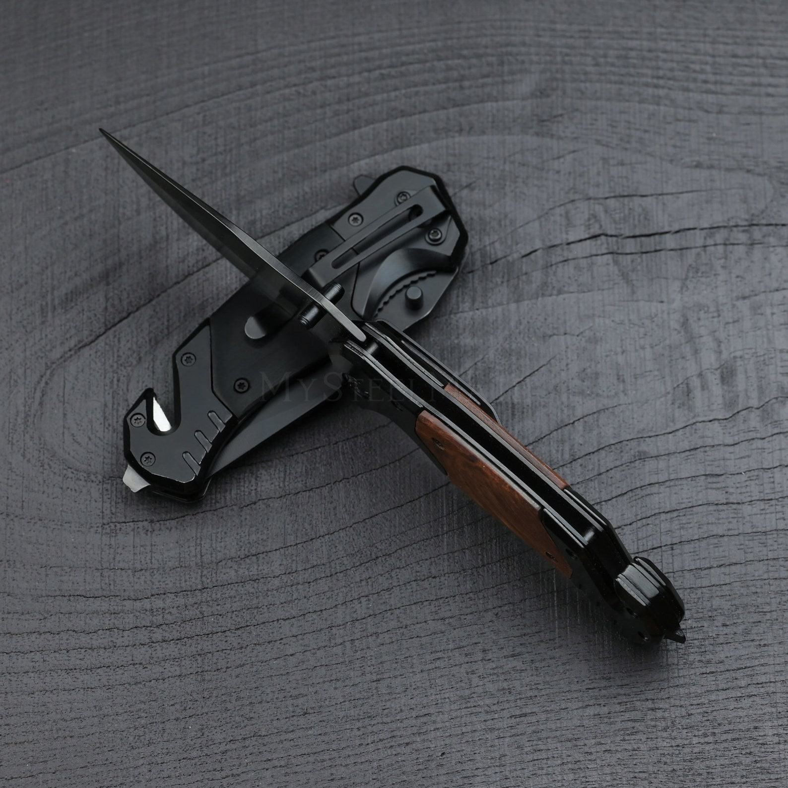 Personalized Pocket Knife The Interesting  Father’s Day Item for Dad, Grandpa, or Boyfriend