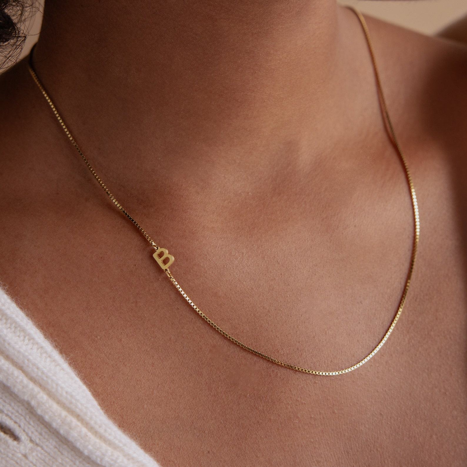 Personalized Sideways Initial Necklace with Box Chain A Timeless Treasure for Her
