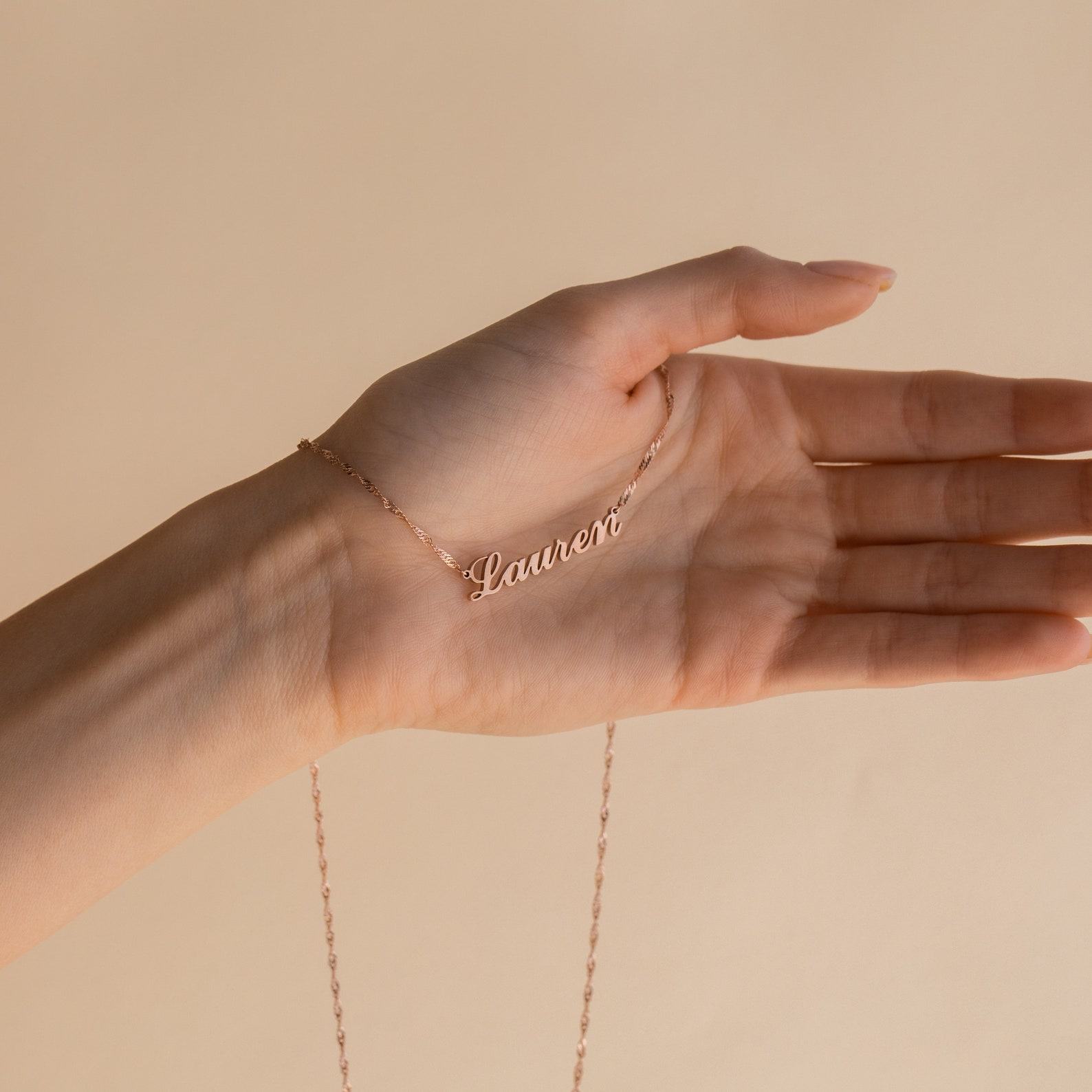 Personalized Sparkle Twist Chain Name Necklace A Timeless Item for Bridesmaids