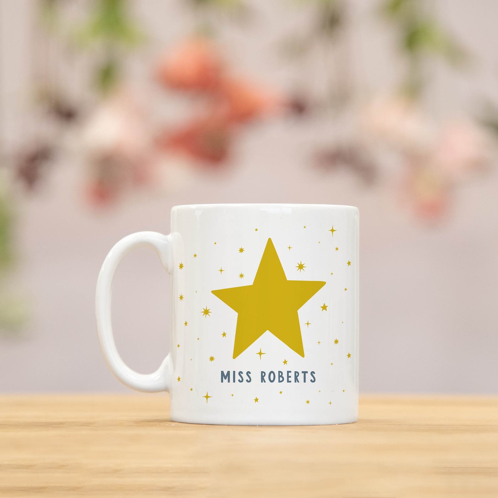 Personalized Teacher Mug Express Your Appreciation with a Rainbow or Star Design