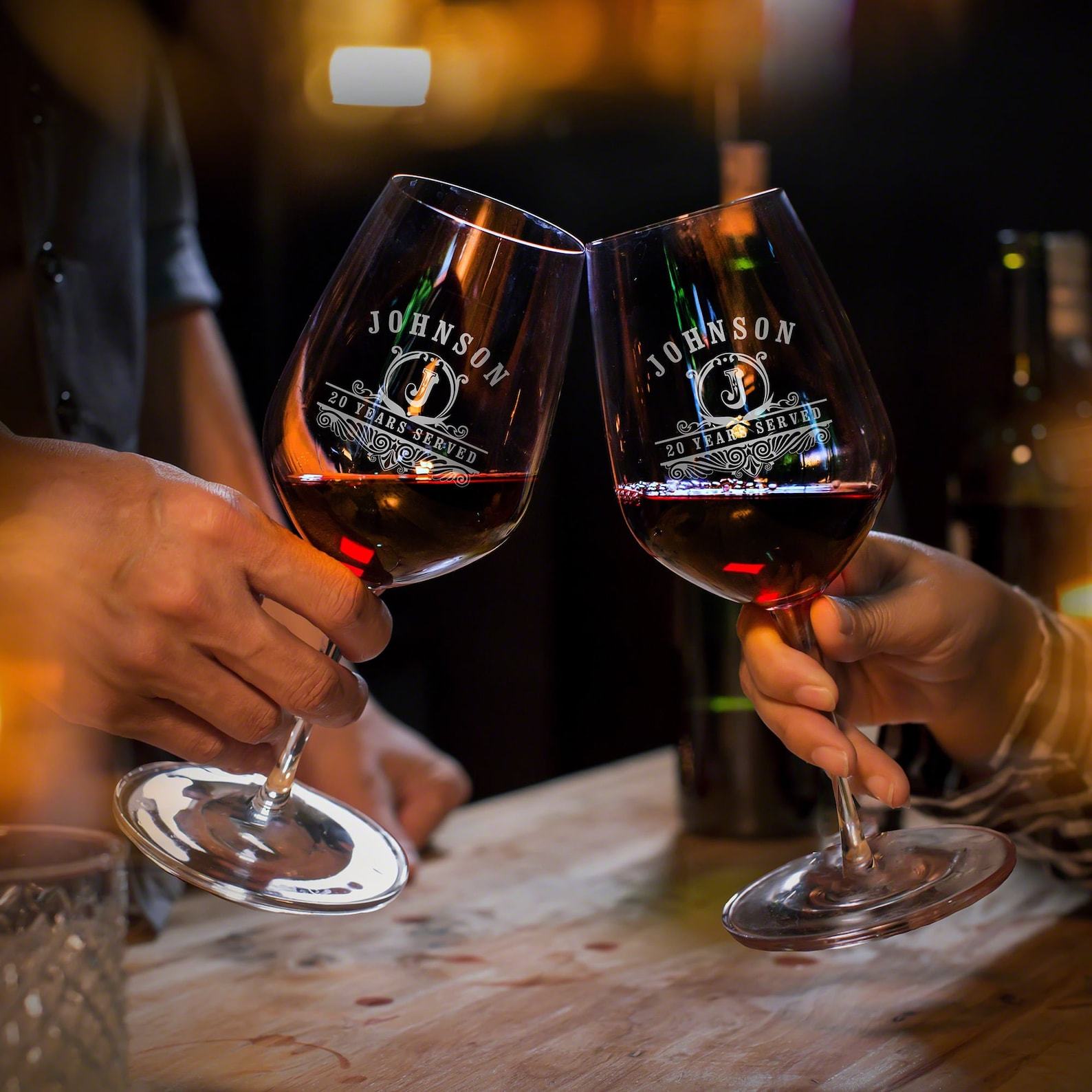 Personalized Wine Glass Set with Crystal Stopper Etched Elegance for Wine Enthusiasts