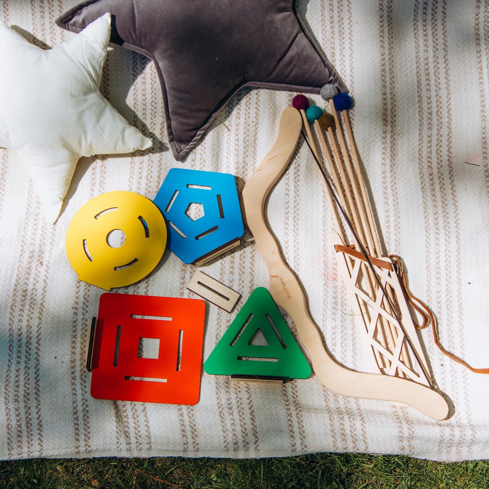 Personalized Wooden Bow and Arrow Set A Unique Christmas Item for Kids, Fostering Outdoor Adventure and Imagination