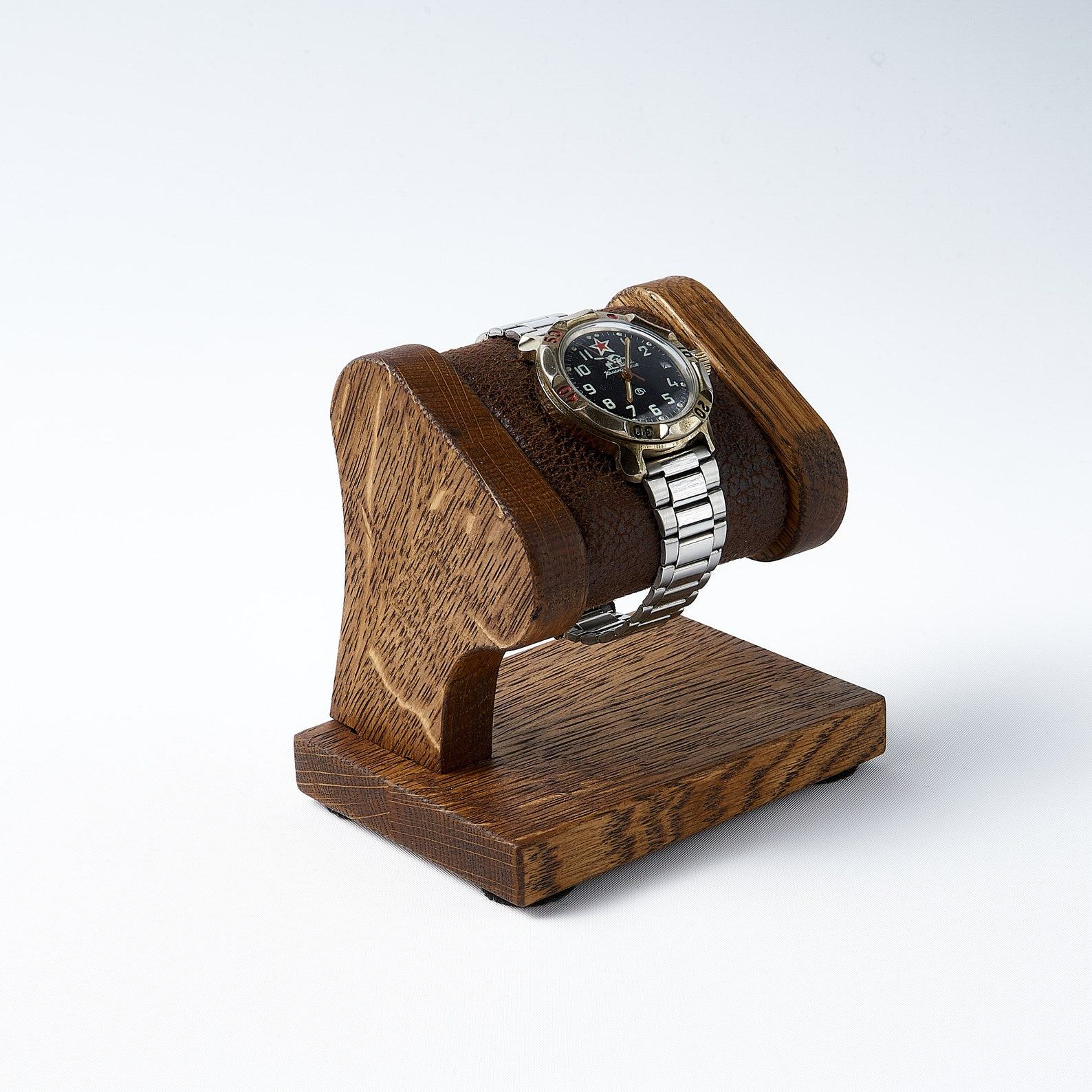 Personalized Wooden Watch Sanctuary Elevate Your Timepieces