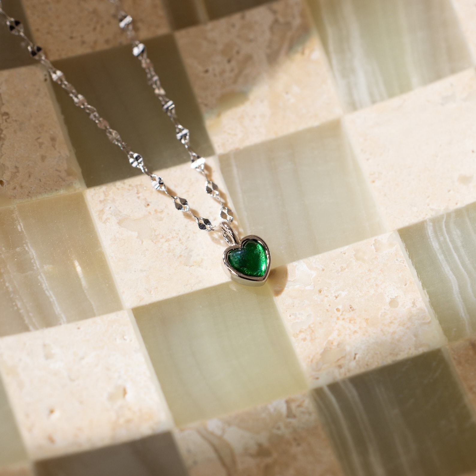 Petite Jade Heart Necklace A Timeless Treasure for Your Loved One