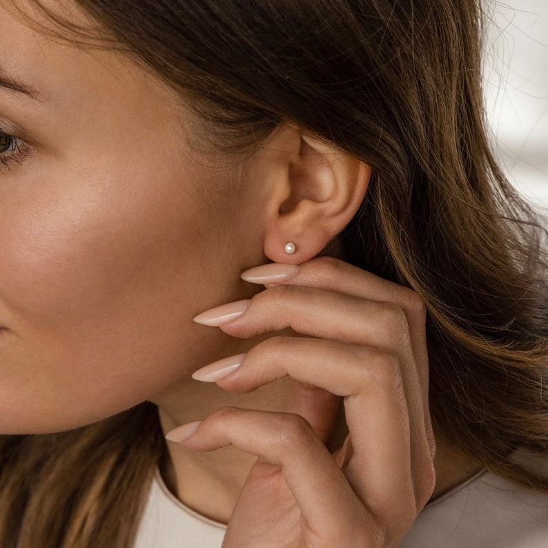 Petite Pearl Studs Timeless Elegance for Everyday Glamour