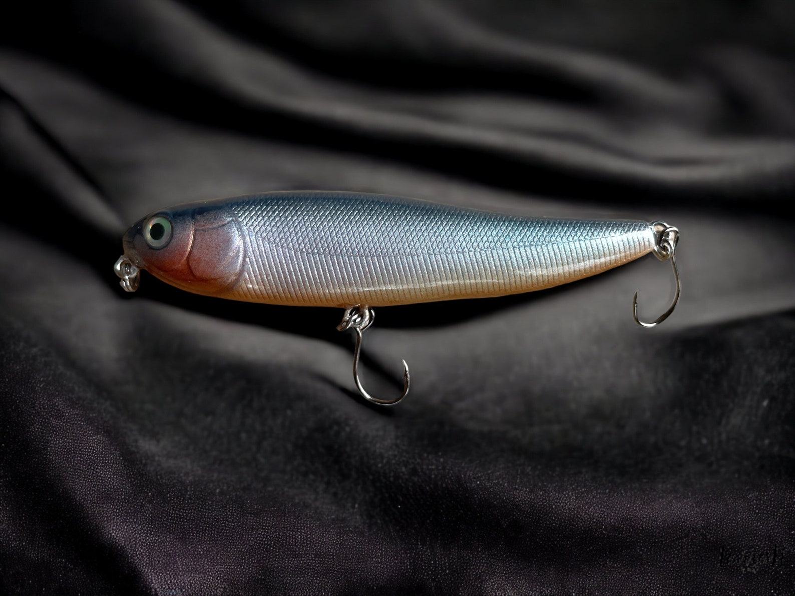 Pike’s Nemesis Handcrafted “Gardon Carmin” Lure for Unmatched Precision - Image 2