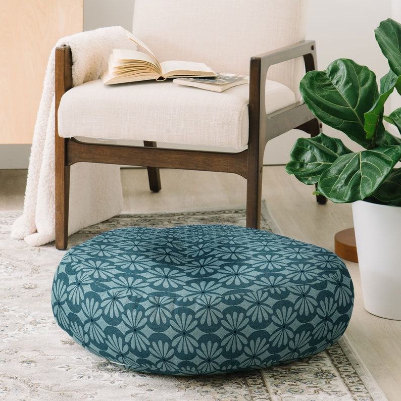 Plush Comfort The Ultimate Floor Pillow for Relaxation and Style