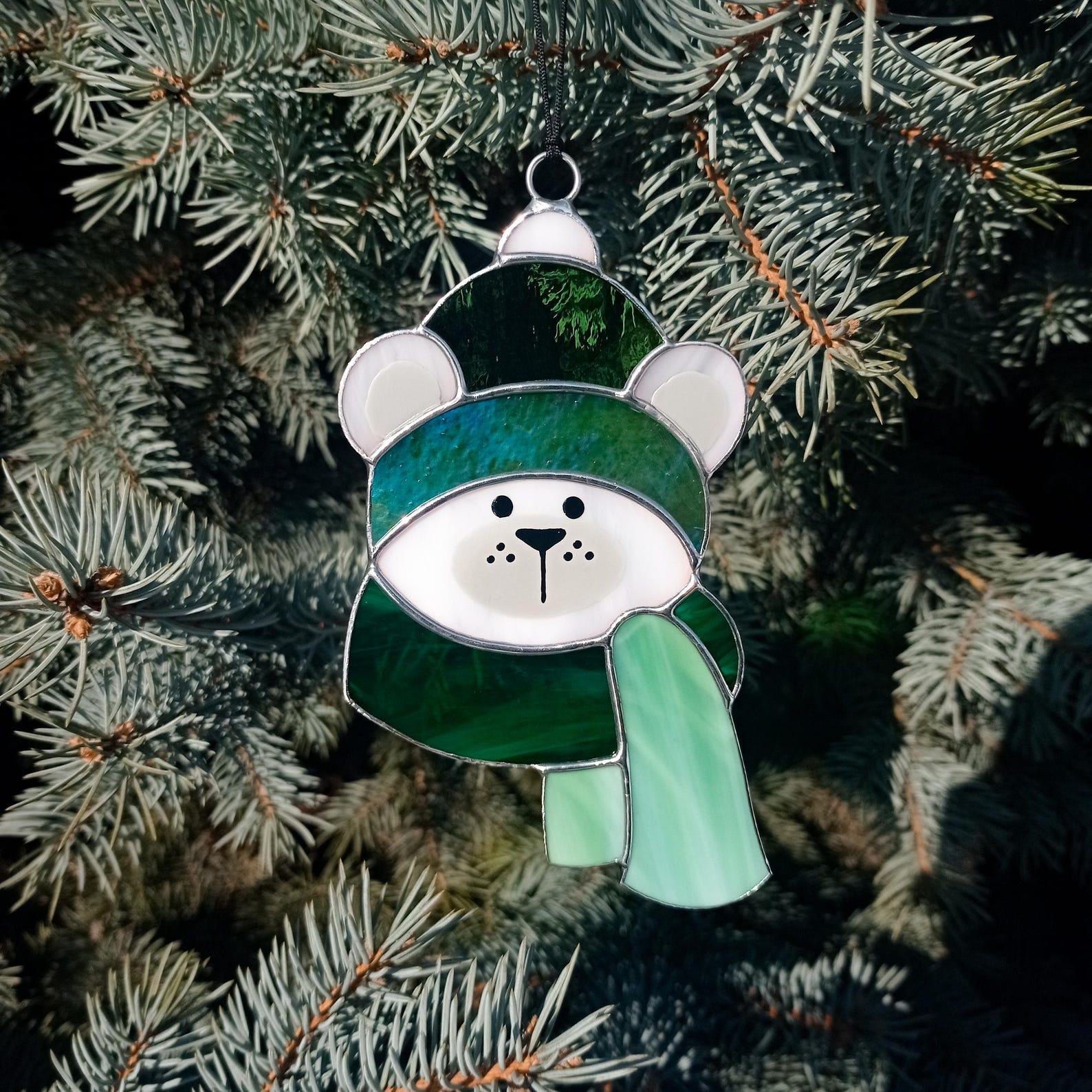 Polar Bear Suncatcher – Stained Glass Christmas Ornament – Winter Home Decor