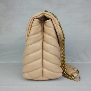 Pre-Loved Saint Laurent Loulou Medium Shoulder Bag Timeless Elegance for the Discerning Fashionista