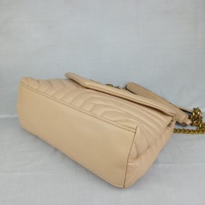 Pre-Loved Saint Laurent Loulou Medium Shoulder Bag Timeless Elegance for the Discerning Fashionista