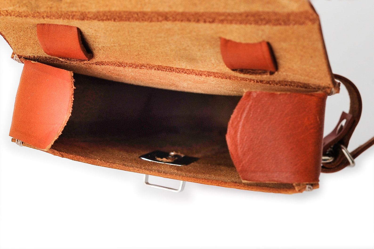 Premium Bicycle Pannier The Ultimate Cycling Companion for Adventure and Convenience - Image 5