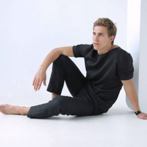 Premium Linen T-Shirt Comfort and Style for the Modern Man
