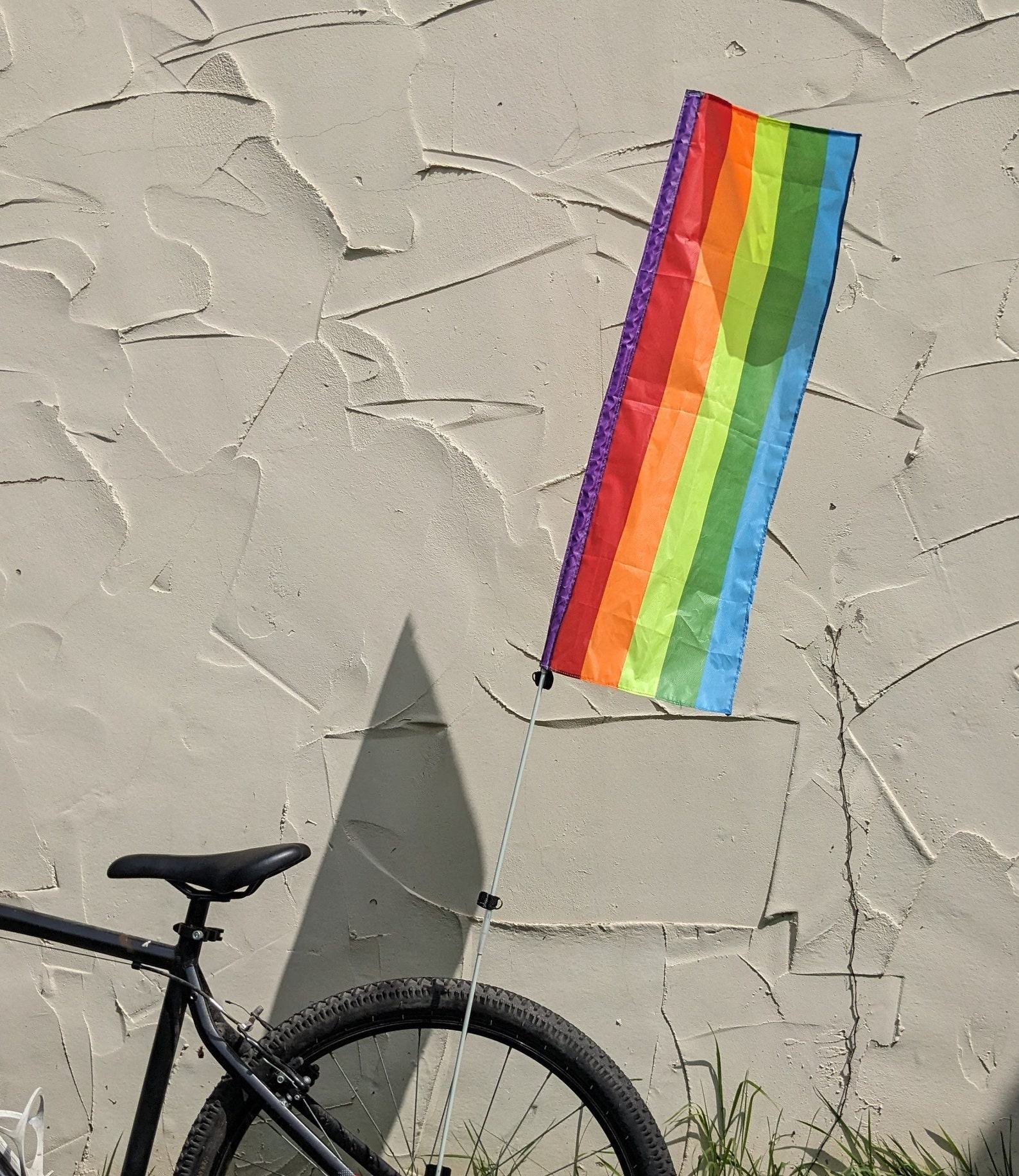Rainbow Visibility Flag Illuminate Your Ride, Enhance Safety - Image 2