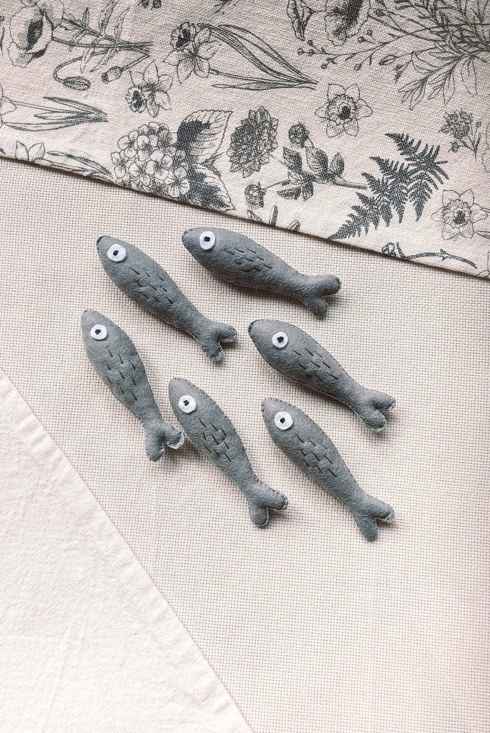 Realistic Felt Anchovy A Savory Playtime Treat for Imaginative Chefs - Image 3