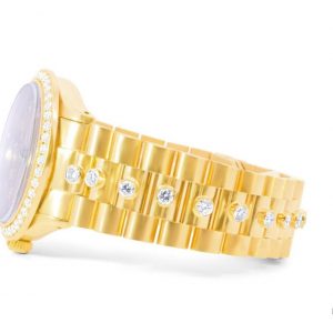 Rolex Oyster Perpetual 34mm Timeless Elegance with a Diamond-Studded Champagne Dial