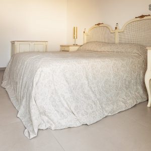 Royal Floral Linen Bedspread Double-Sided Luxury for Your Bedroom