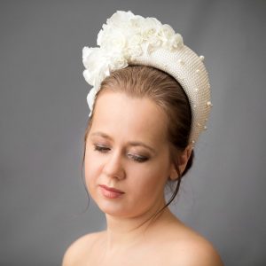 Royal-Inspired Cream Fascinator Headband with Birdcage Veil Elevate Your Bridal Look
