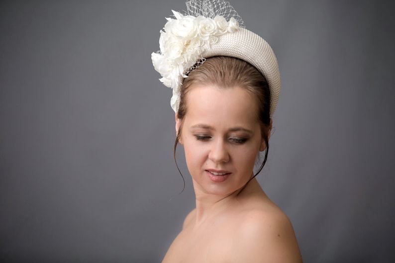 Royal-Inspired Cream Fascinator Headband with Birdcage Veil Elevate Your Bridal Look