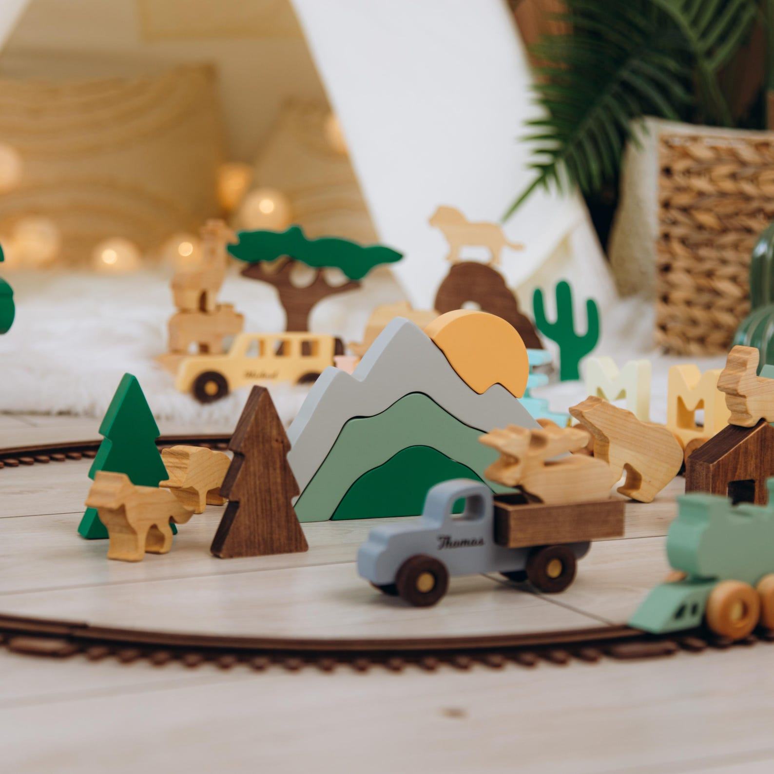 Safari Adventure Awaits! Handmade Wooden Building Blocks & Jeep Toy Set – Personalized Easter/Birthday Present for Toddlers