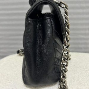 Saint Laurent College Medium Bag Timeless Elegance for the Modern Woman