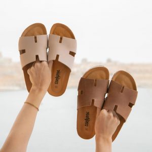 Sandstone Beige Cork Sandals for Men Elevate Your Style with Comfort and Luxury