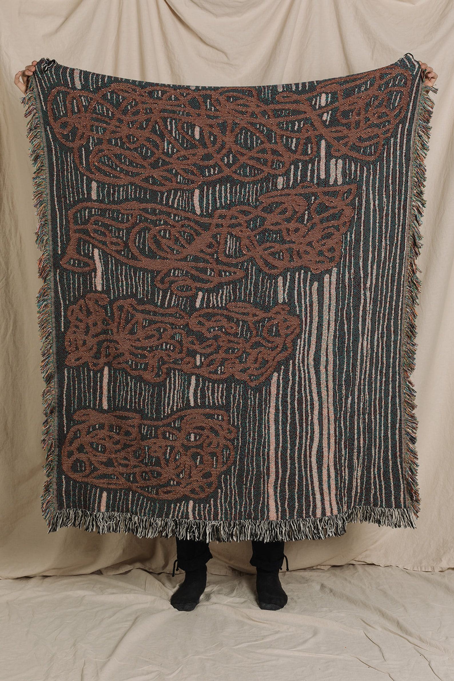 Scribble Pattern Woven Throw Blanket Abstract Art for Your Home - Image 3