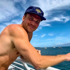 Sea Legs Corduroy Hat The Perfect Accessory for Coastal Adventures