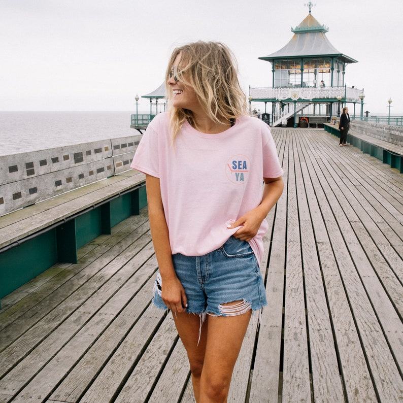 Sea Ya Women’s Summer Beach Slogan T-Shirt Embrace the Coastal Vibes