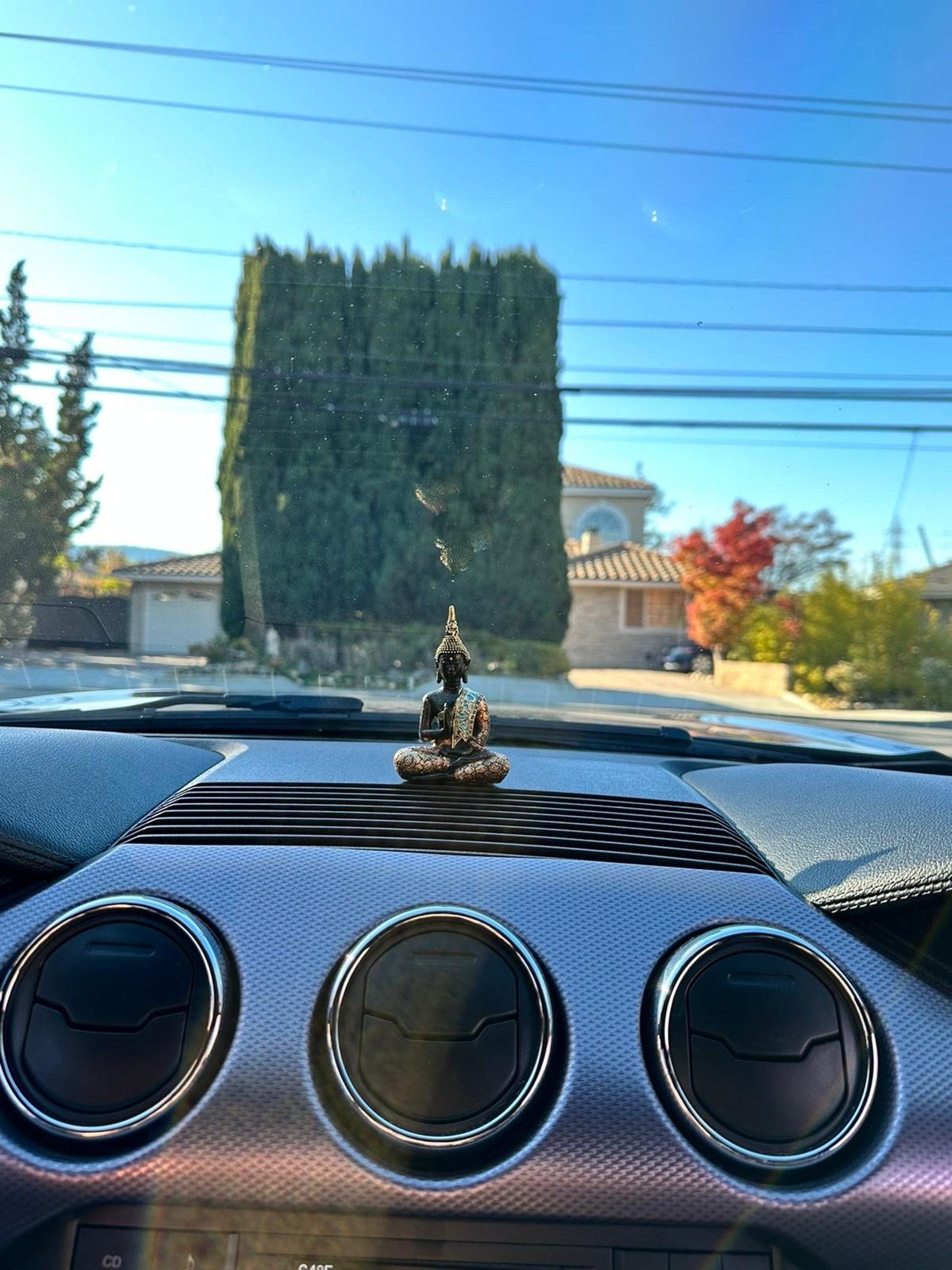 Serene Buddha Statue Enhance Your Space with Tranquility and Inspiration - Image 3