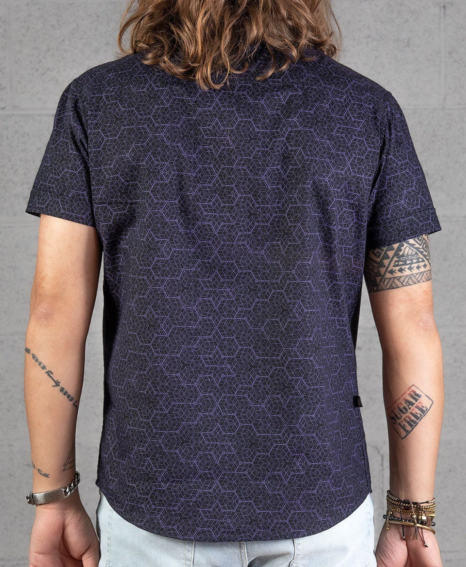 Sharp Lines and Bold Style Geometric Black Cube Print Button-Up Shirt for Men - Image 5