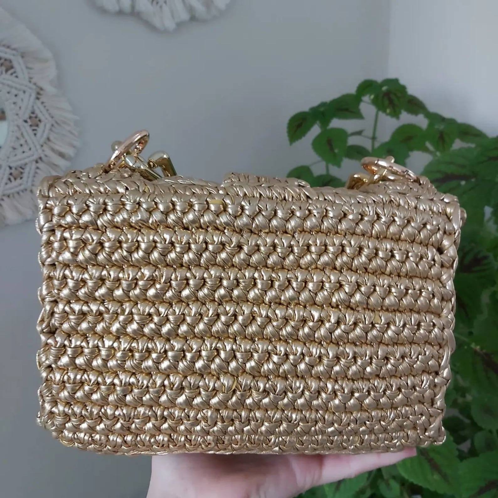 Shimmering Gold Metallic Bag Elevate Your Style with Luxury and Radiance