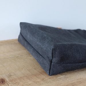 Spacious and Durable Crossbody Canvas Bag Your Perfect Companion for Everyday Adventures