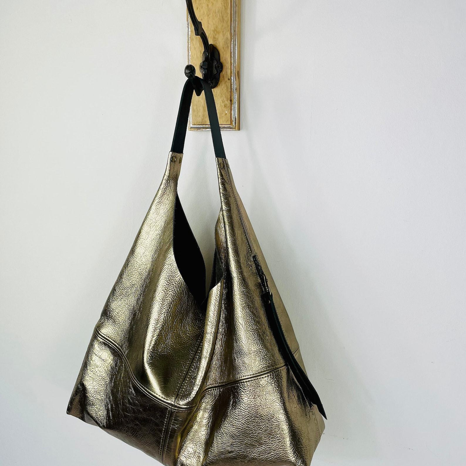 Spacious and Stylish The Ultimate Leather Hobo Shoulder Bag with Secure Zip Pocket