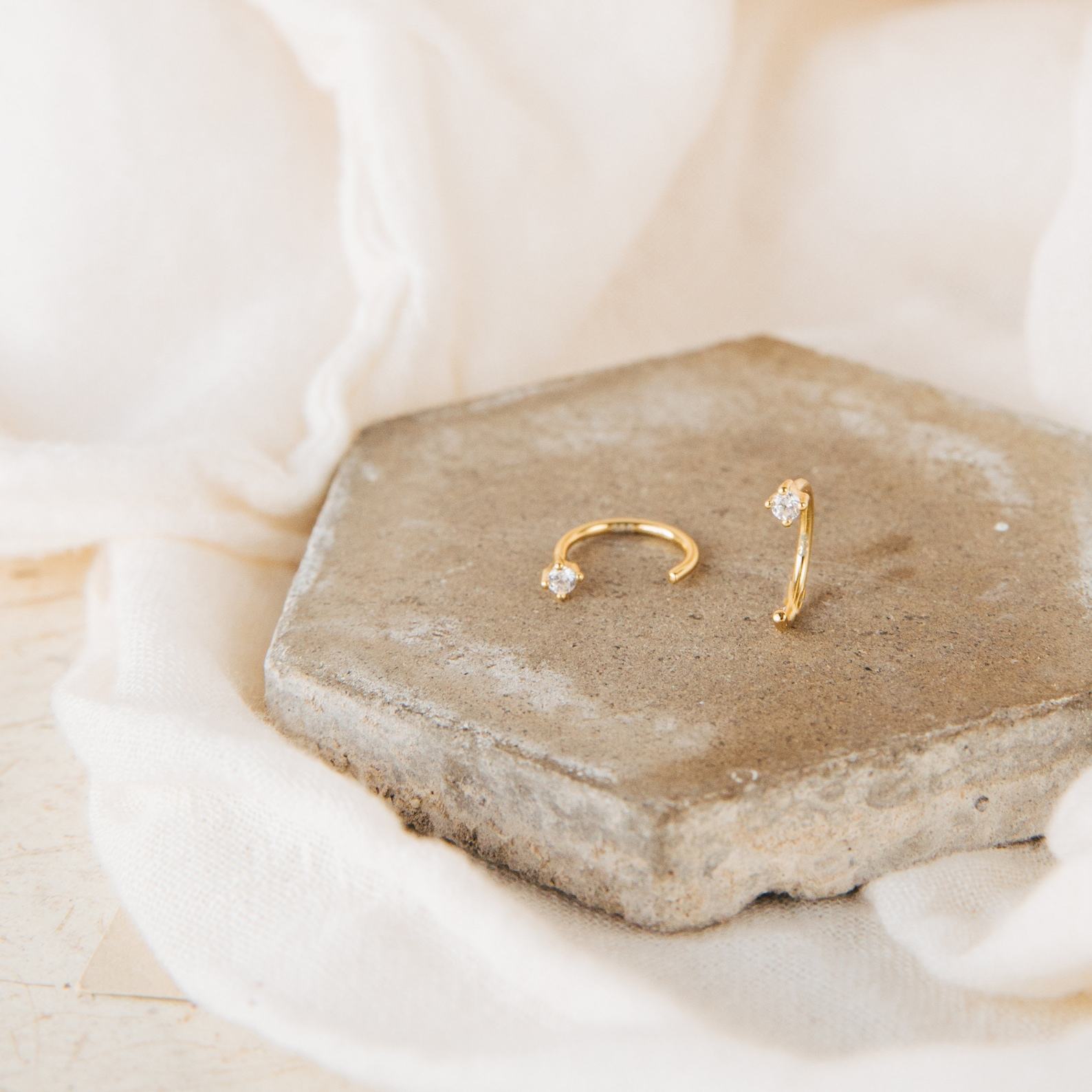 Sparkling Elegance 1.5mm Diamond Threaders by Caitlyn Minimalist