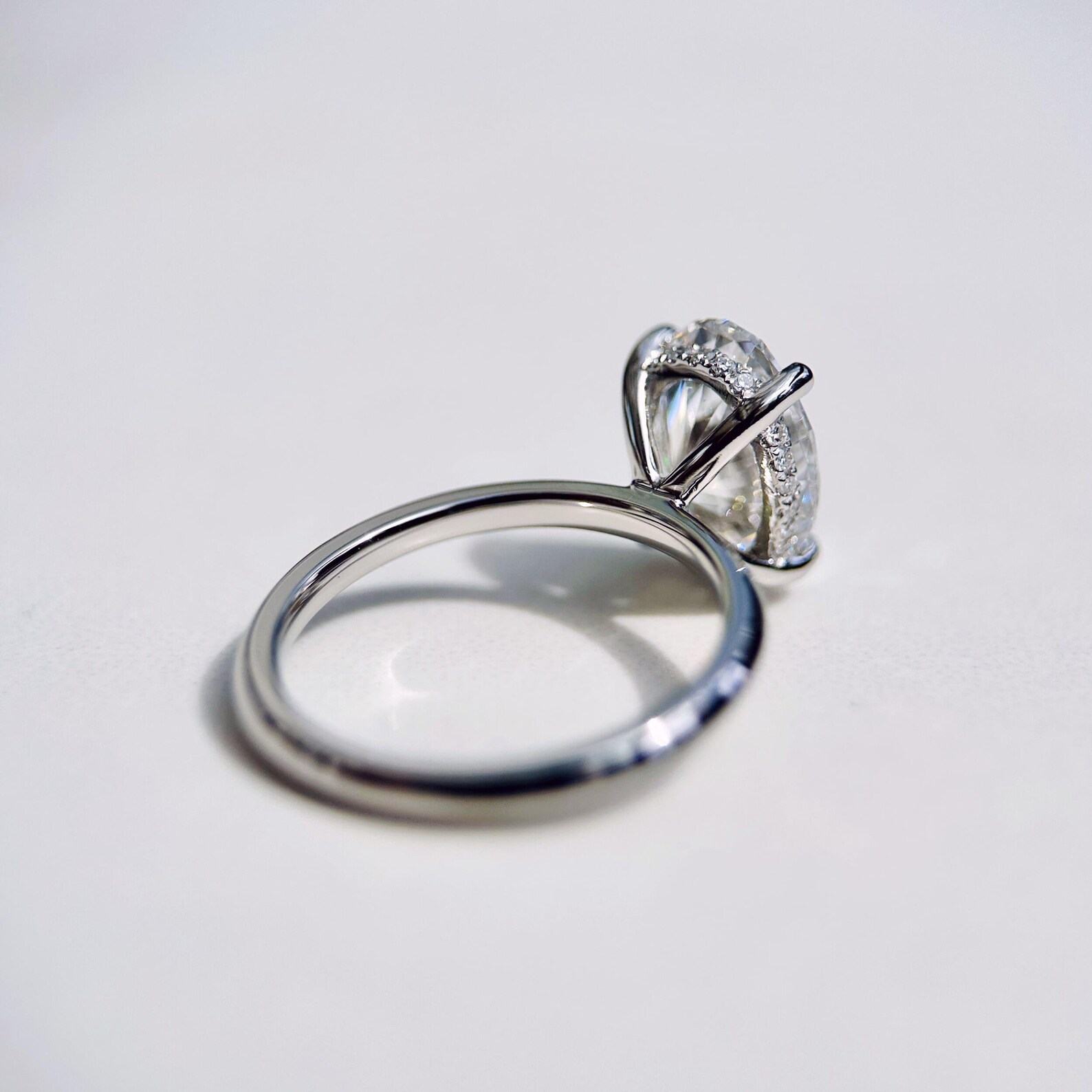 Sparkling Elegance 3 Carat Oval Lab-Grown Diamond Engagement Ring with Hidden Halo, IGI Certified