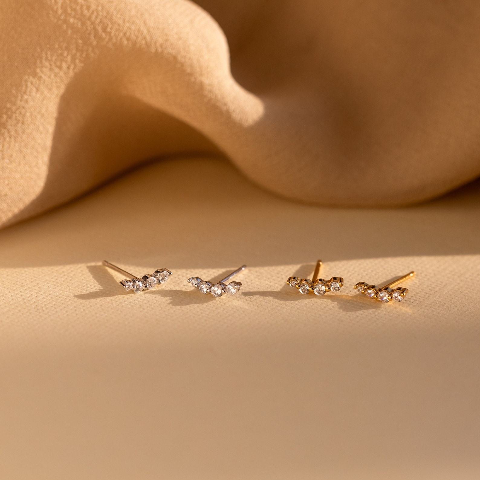 Sparkling Elegance Caitlyn Minimalist’s Diamond Climber Earrings for Everyday Radiance