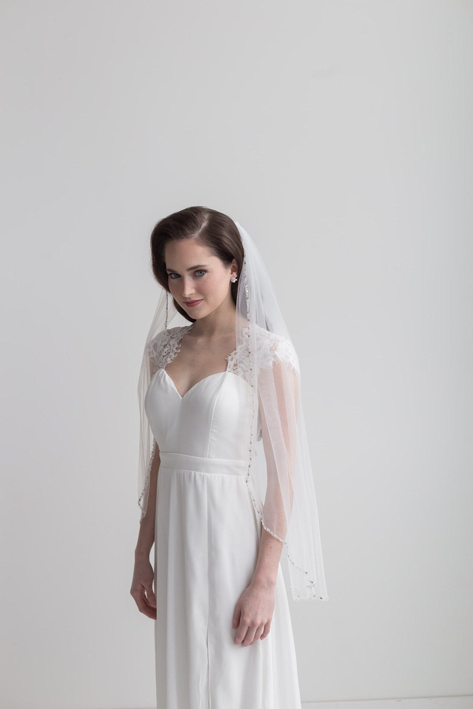 Sparkling Elegance Crystal-Embellished Wedding Veils for a Shimmering Bridal Look - Image 2