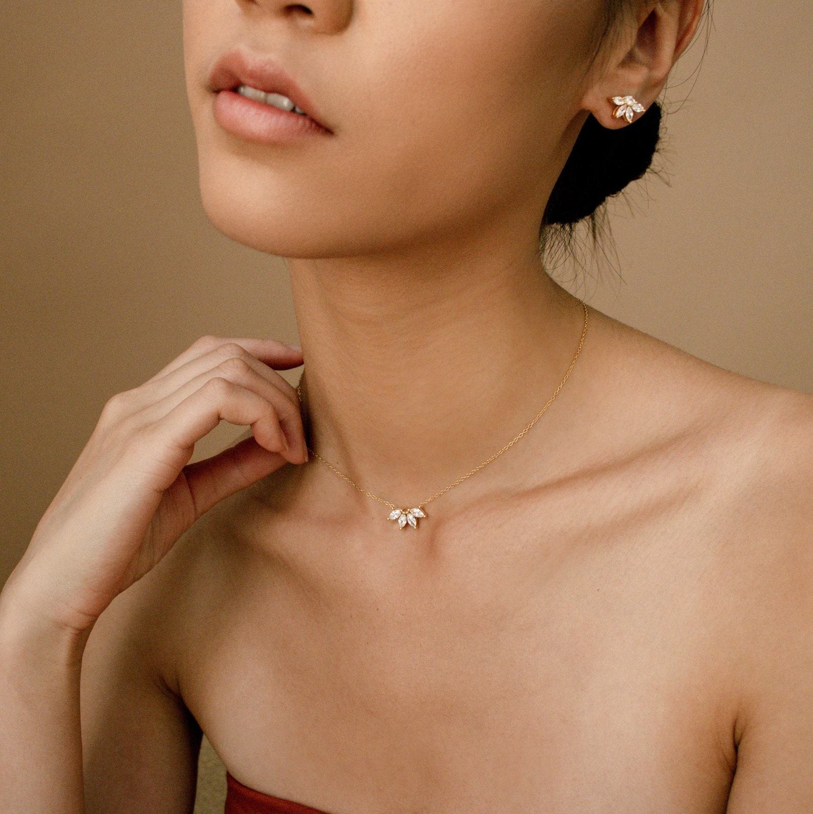 Sparkling Elegance Marquise Diamond Earrings in Shimmering Gold