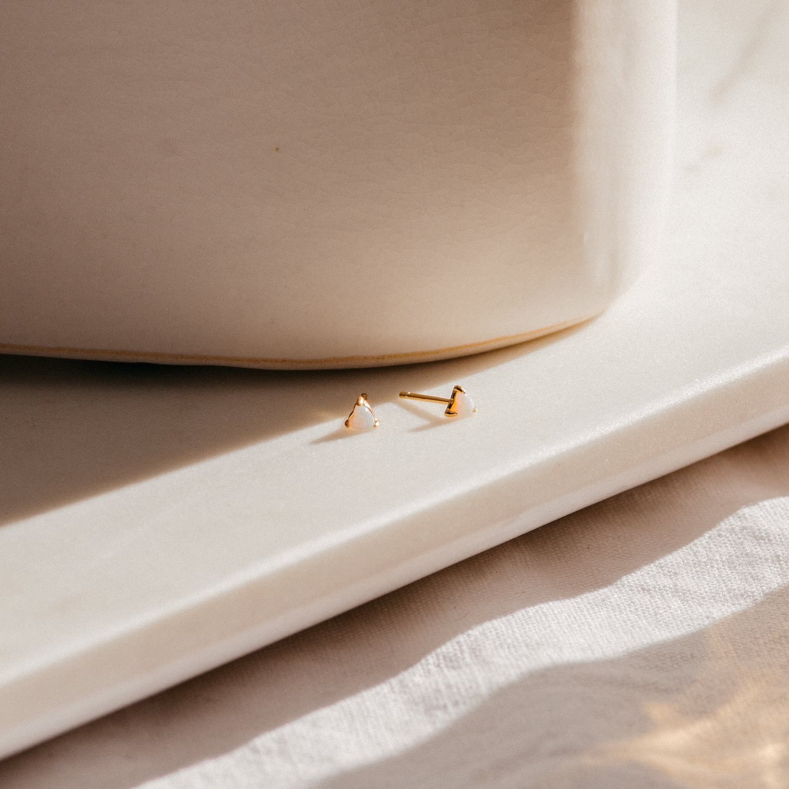 Sparkling Opal Heart Studs Minimalist Elegance for Every Occasion