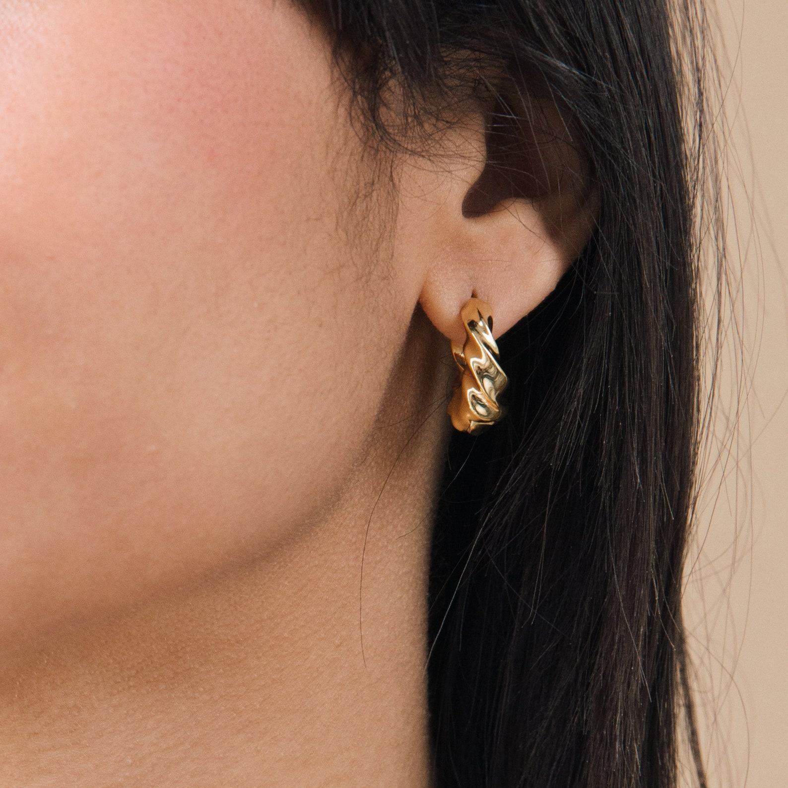 Statement Spiral Hoops Modern Geometric Huggies for a Minimalist Touch (ER106)