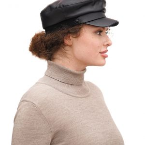 Stylish Faux Leather Baker Boy Cap Elevate Your Wardrobe with a Classic Touch
