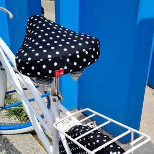 Stylish Wicker Bike Basket with Polka Dot Liner A Charming Ride Accessory